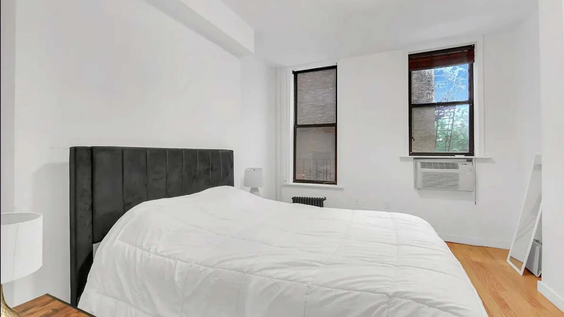 51-1A Renovated 3Br 2Bath Prime Soho Apartment New York